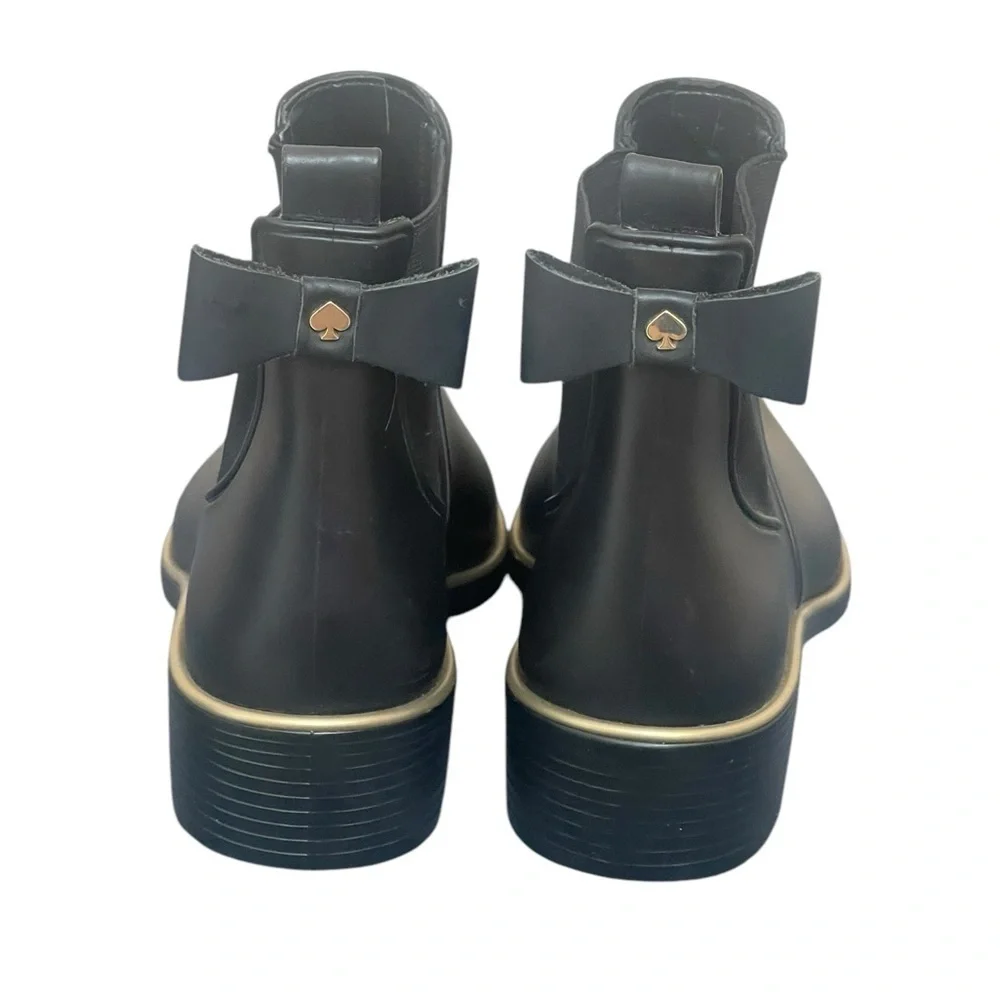 Kate Spade New York Solatice Rain‎ Boots Black Pull On Chelsea Style Size 6 NEW